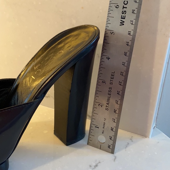 Genuine Gucci pumps…black size 38.5 - Picture 10 of 10